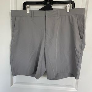 Men’s gray Fabletics shorts